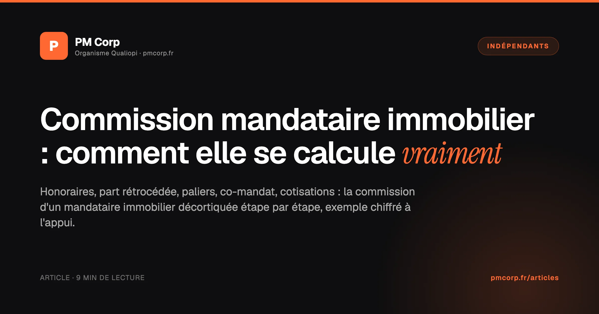 Calculatrice posée à côté d'un contrat de mandat de vente immobilière