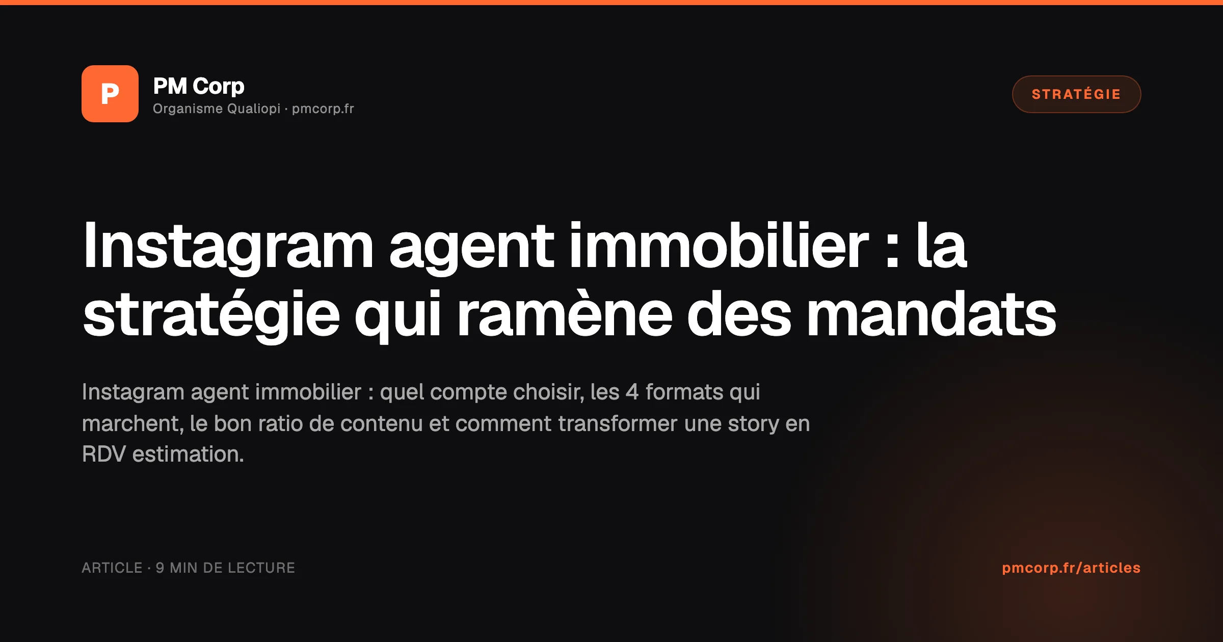 Smartphone filmant un intérieur lumineux avec une grille Instagram d'agent immobilier en surimpression